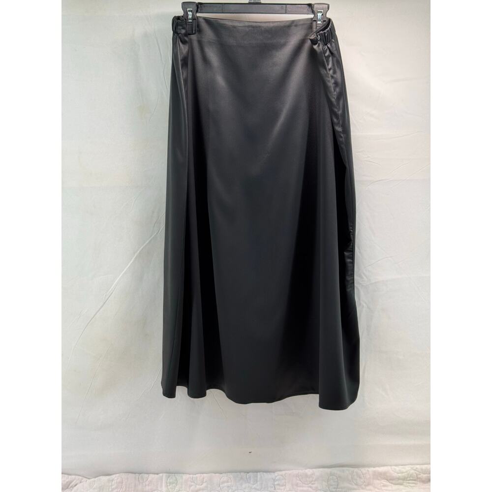 Aiswi Black shiny women’s 2XL A line skirt